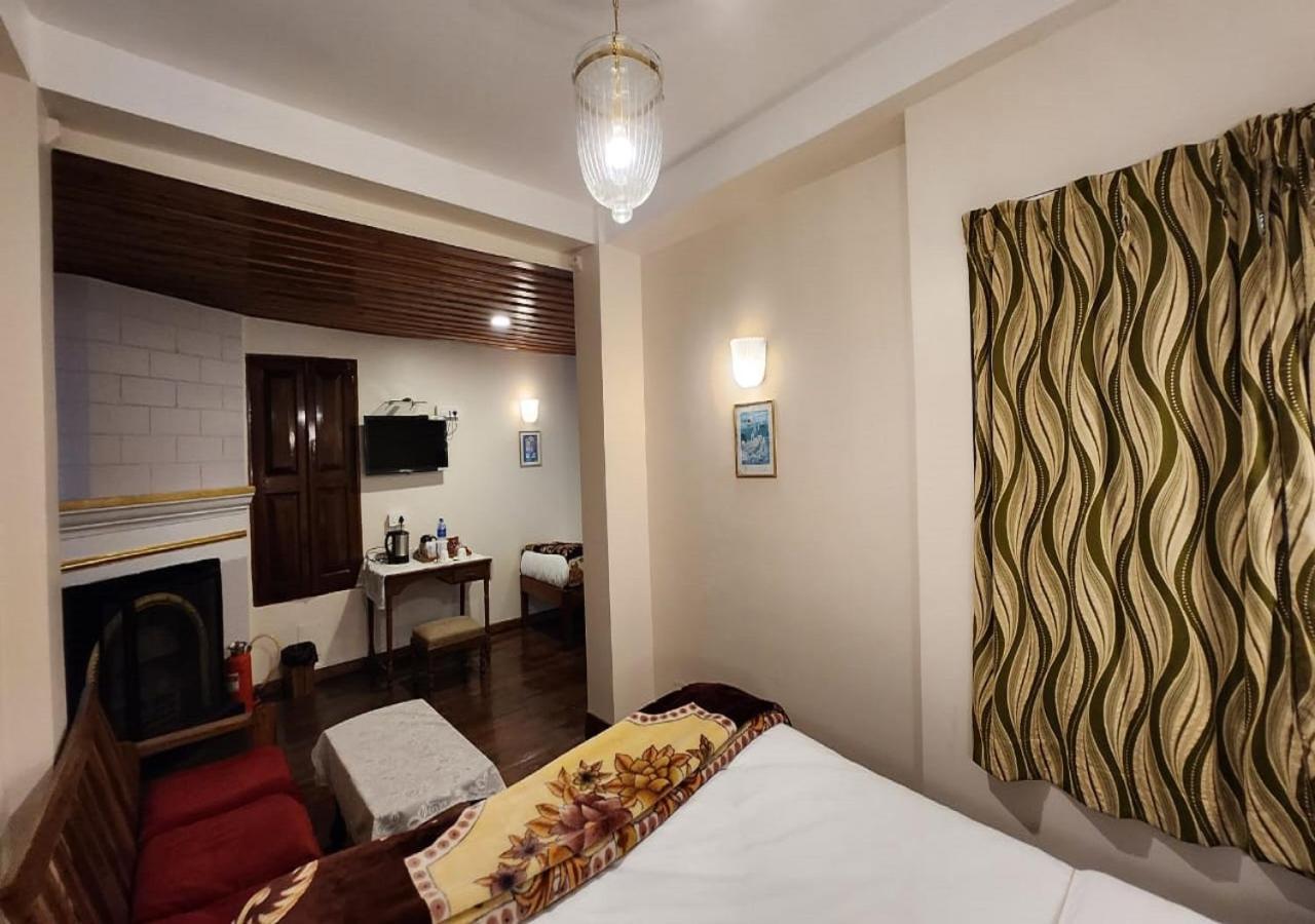 Ivanhoe Hotel 다르질링 외부 사진