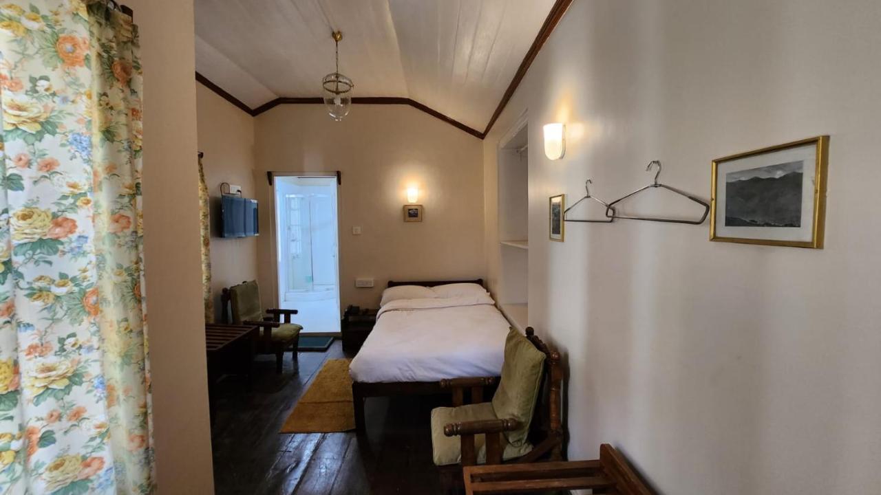 Ivanhoe Hotel 다르질링 외부 사진