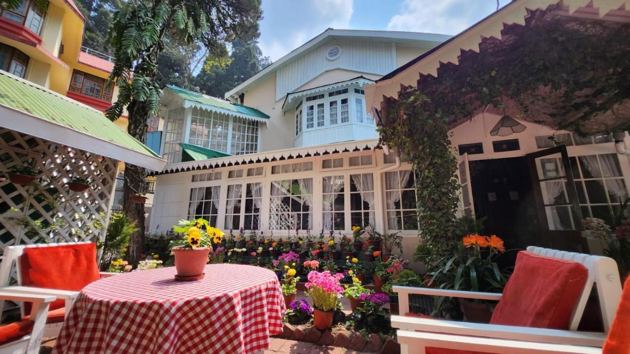 Ivanhoe Hotel 다르질링 외부 사진