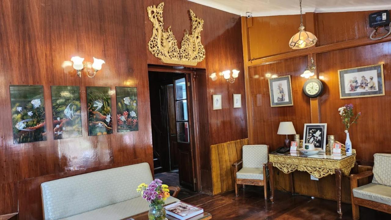 Ivanhoe Hotel 다르질링 외부 사진