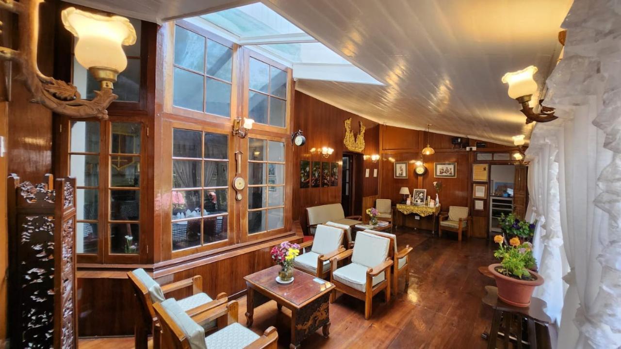 Ivanhoe Hotel 다르질링 외부 사진